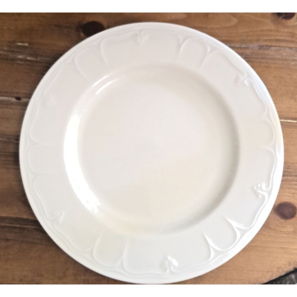 Lenox Casual Elegance Salad Plate Embossed 8 1/4” Ivory Cream USA